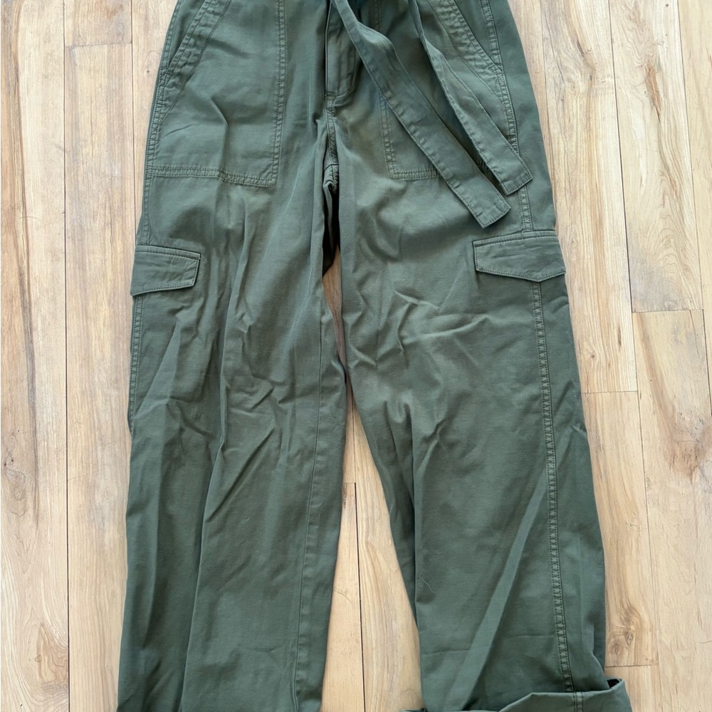 Madewell Griff Superwide-Leg Cargo Pants with Waist Tie - Desert Olive color